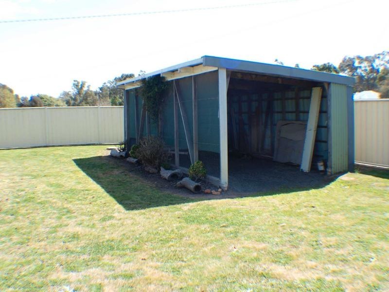 70 Jacksons Lane, Heathcote VIC 3523