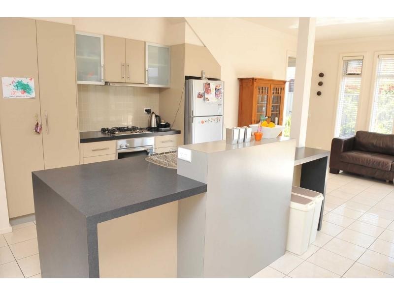 4 Parkdale Close, White Hills VIC 3550