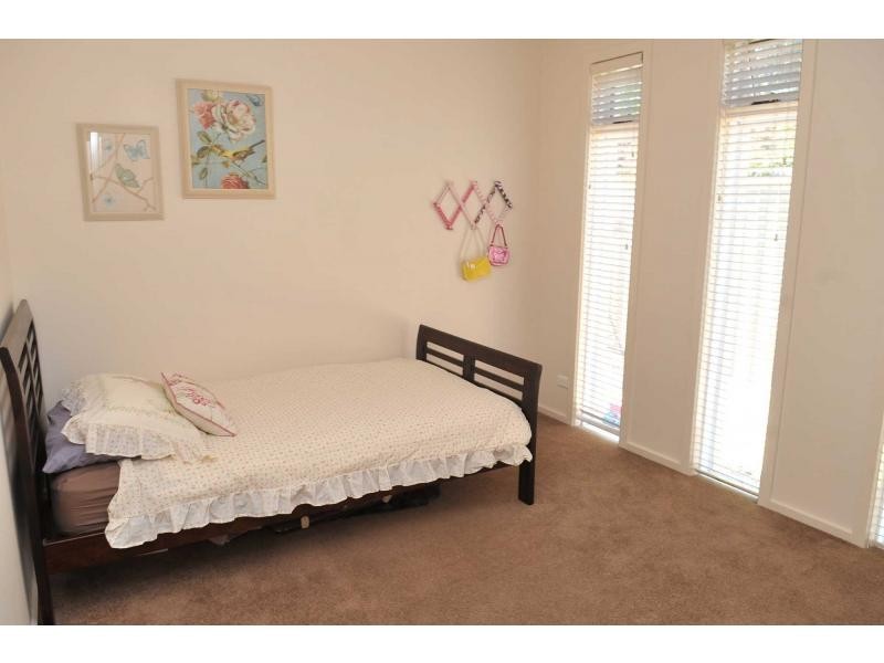 4 Parkdale Close, White Hills VIC 3550