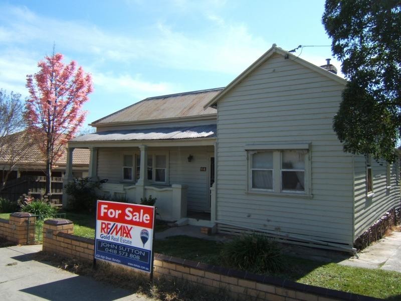 64 Bennett street, Long Gully VIC 3550