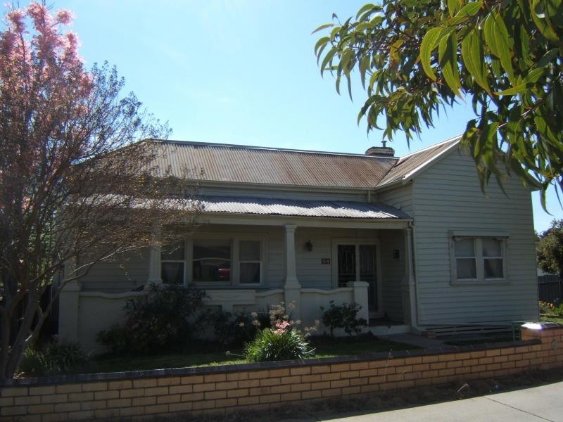 64 Bennett street, Long Gully VIC 3550