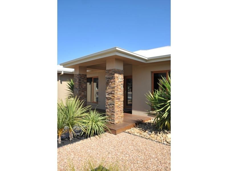 77 Mc Ivor Forest Drive, Bendigo VIC 3550