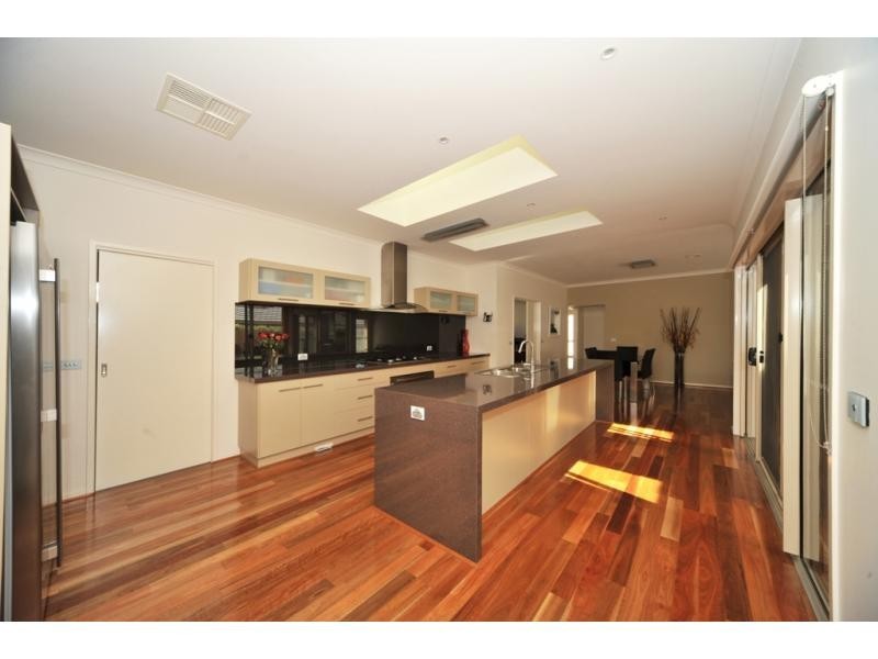 77 Mc Ivor Forest Drive, Bendigo VIC 3550