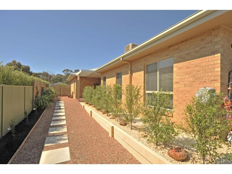 77 Mc Ivor Forest Drive, Bendigo VIC 3550