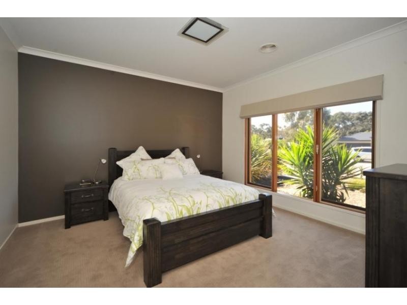 77 Mc Ivor Forest Drive, Bendigo VIC 3550