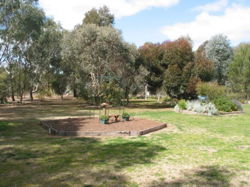 6 Memsie Street, Bridgewater VIC 3516
