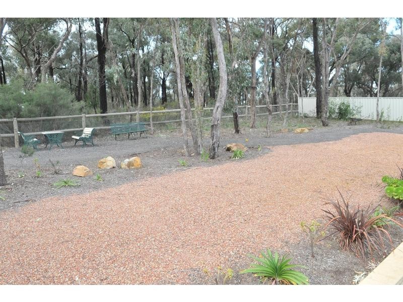 6 Moonah Court, Eaglehawk VIC 3556