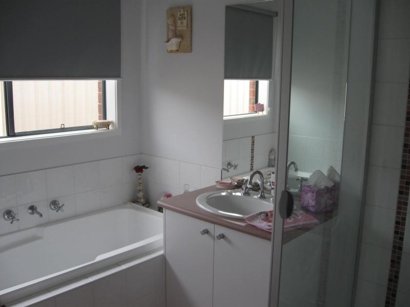 22 Julian Way, California Gully VIC 3556