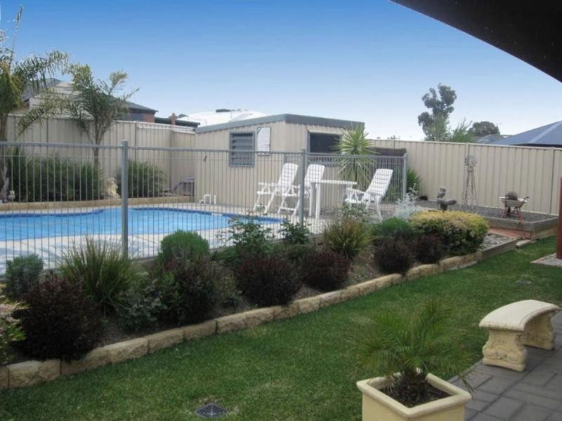 22 Julian Way, California Gully VIC 3556