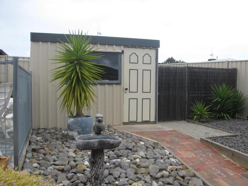 22 Julian Way, California Gully VIC 3556