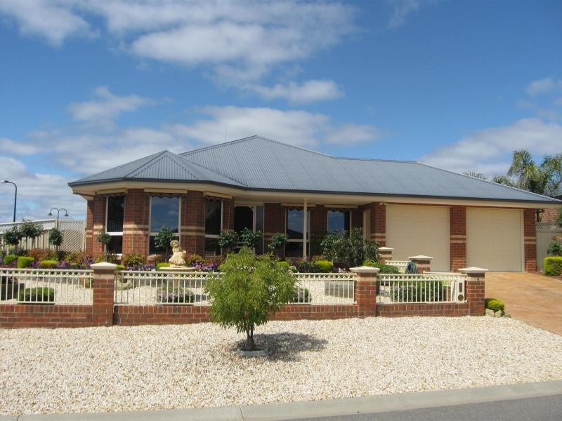 1 Julian Way, California Gully VIC 3556