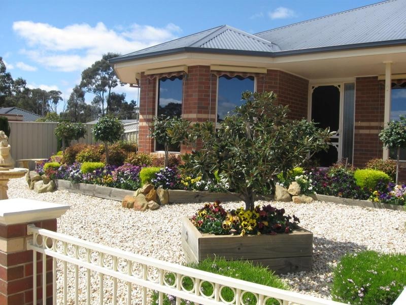 1 Julian Way, California Gully VIC 3556