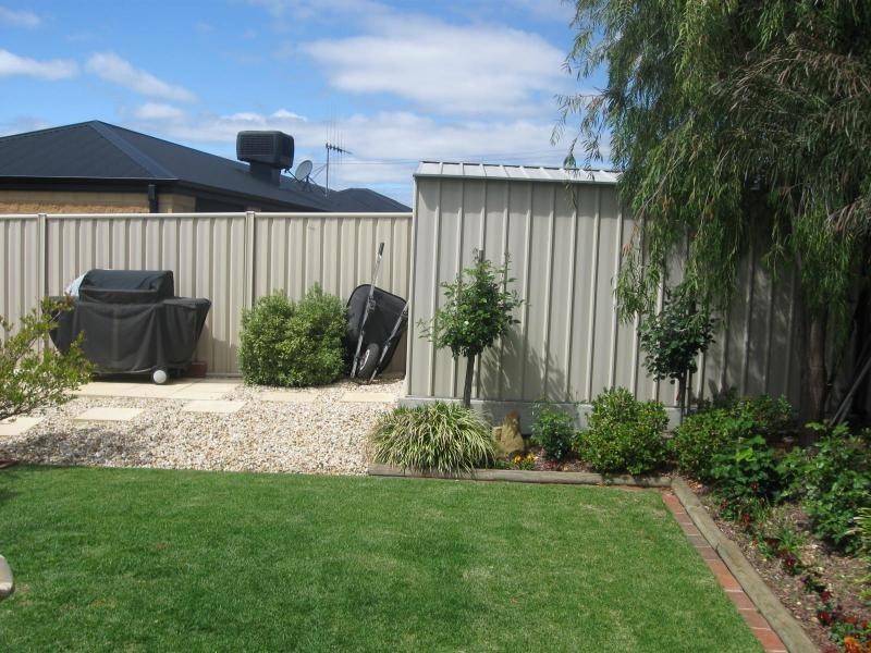 1 Julian Way, California Gully VIC 3556