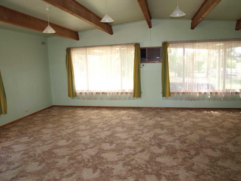 10 Railway Court, Heathcote VIC 3523