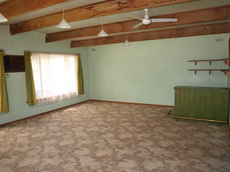 10 Railway Court, Heathcote VIC 3523