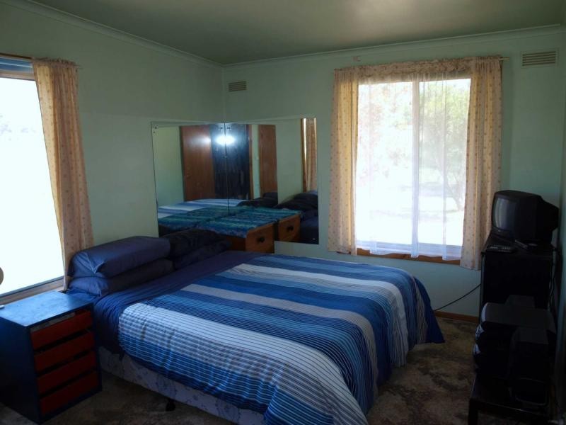 10 Railway Court, Heathcote VIC 3523