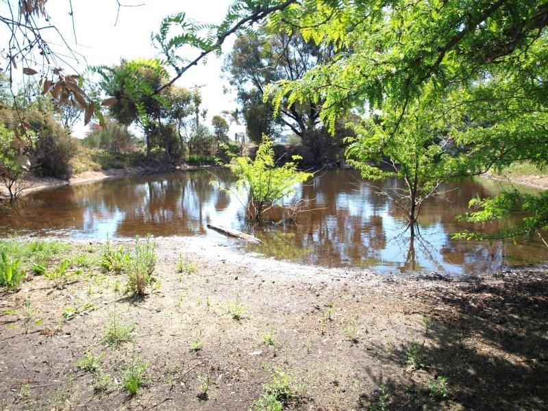 10 Railway Court, Heathcote VIC 3523