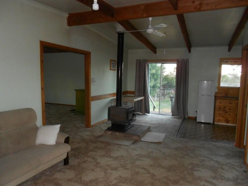 10 Railway Court, Heathcote VIC 3523