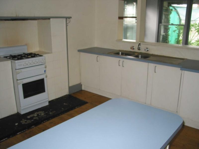 15 Holdsworth Road, Long Gully VIC 3550