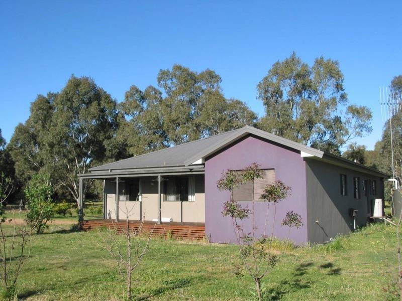 133 High Street, Wedderburn VIC 3518