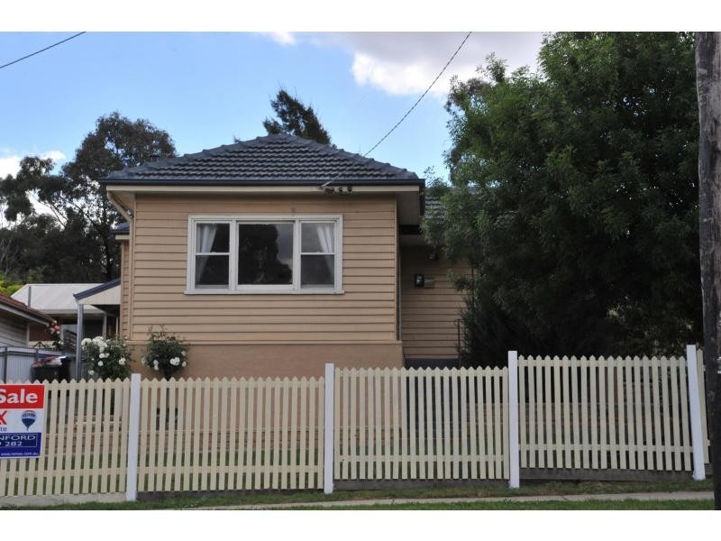 232 Mackenzie Street West, Kangaroo Flat VIC 3555
