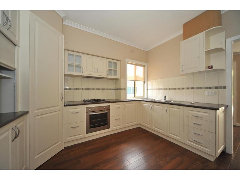 232 Mackenzie Street West, Kangaroo Flat VIC 3555