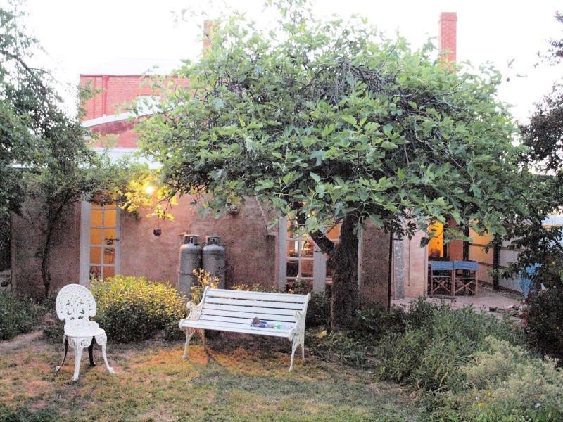 100 Railway Place, Elmore VIC 3558