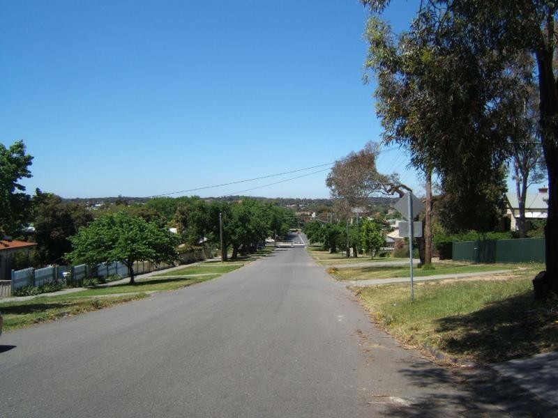 37 Wade Street, Golden Square VIC 3555