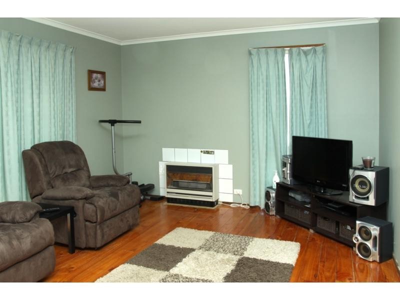 37 Wade Street, Golden Square VIC 3555