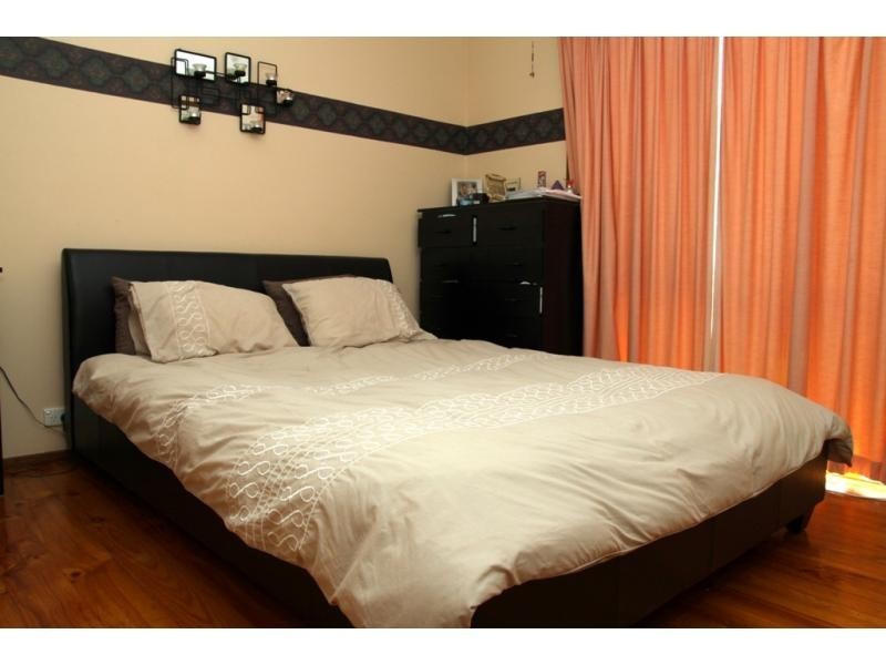 37 Wade Street, Golden Square VIC 3555