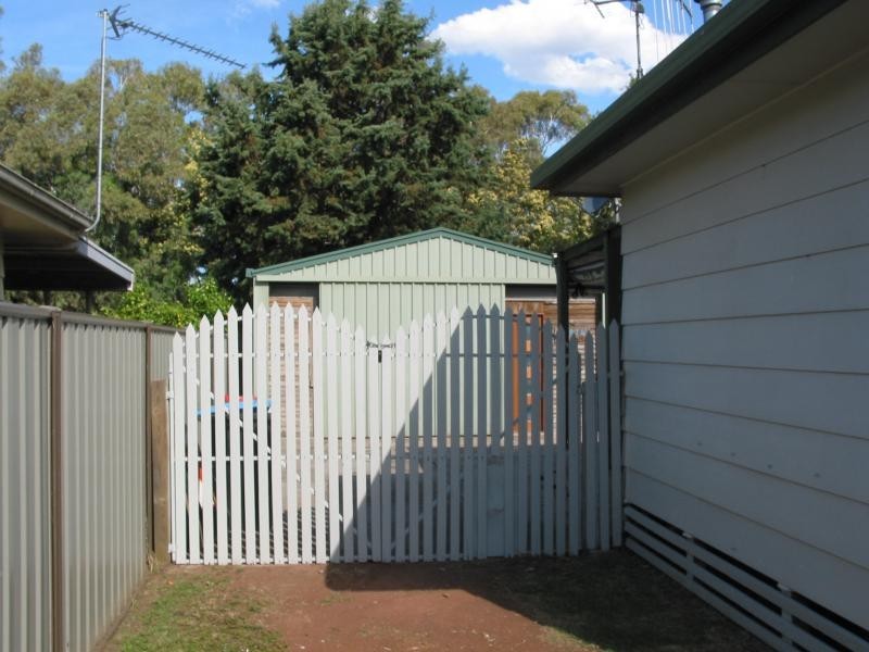 5 Beverley Street, Golden Square VIC 3555