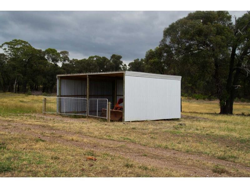 21c Tunnecliffs Lane, Heathcote VIC 3523