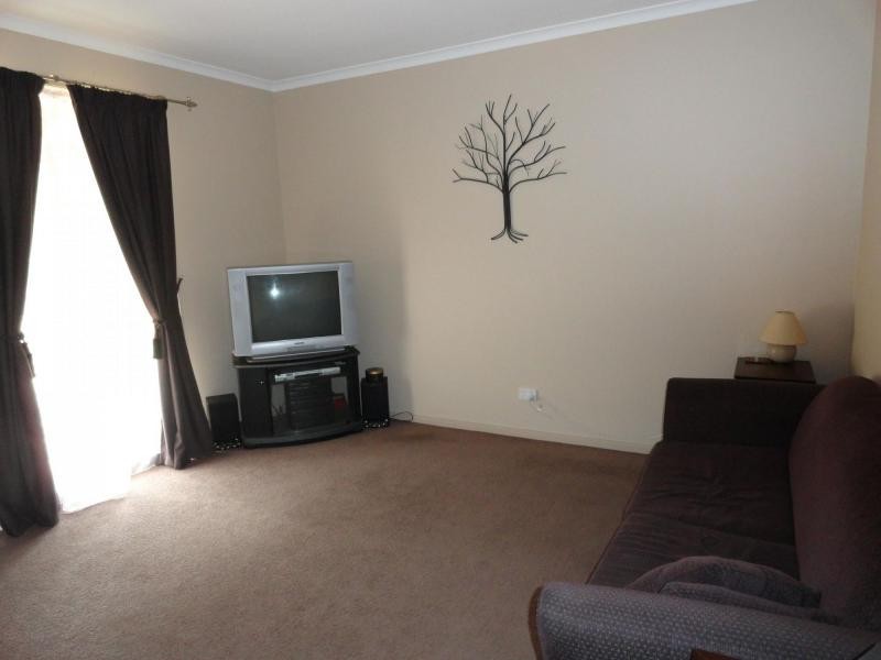 31 Chapel Street, Serpentine VIC 3517