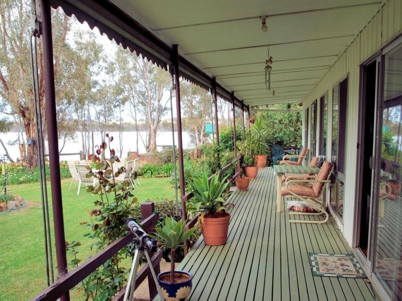 42 Lakeside Boulevard, Eppalock VIC 3551