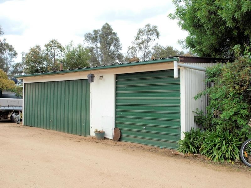 42 Lakeside Boulevard, Eppalock VIC 3551