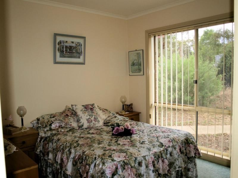 82 Caldwell Street, Heathcote VIC 3523