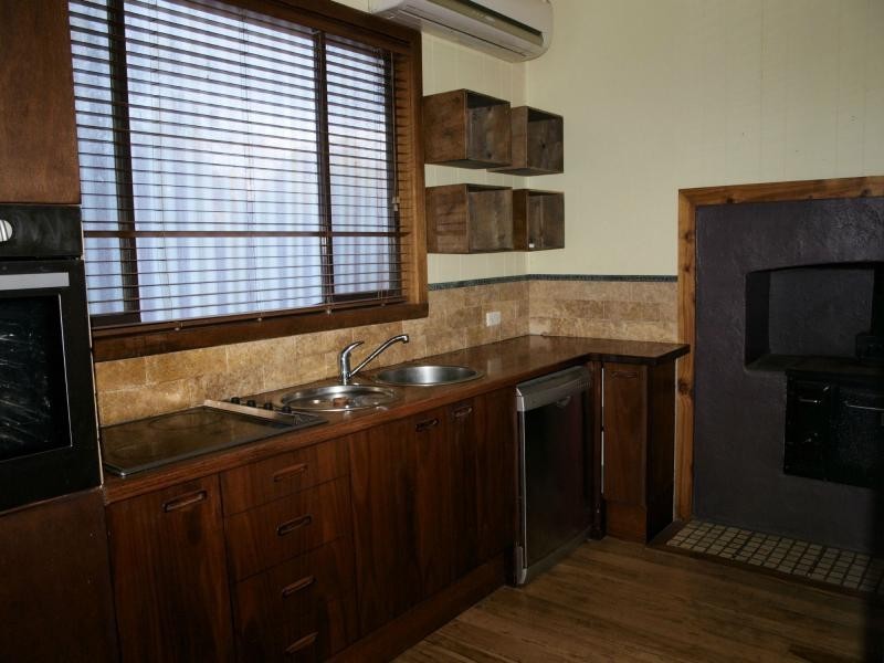 38 Beauchamp Street, Heathcote VIC 3523