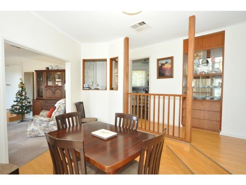 5 Kinrap Street, Kangaroo Flat VIC 3555