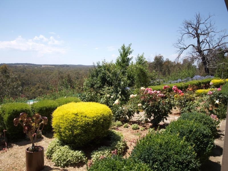 142 Stoddart Road, Heathcote VIC 3523