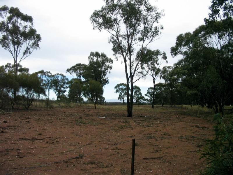 25 Munro Road, Neilborough VIC 3570
