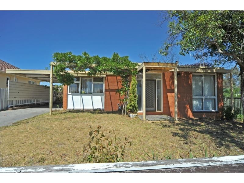 8 Houlahan Street, Flora Hill VIC 3550