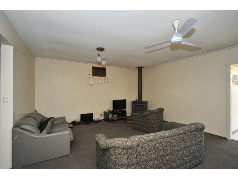 8 Houlahan Street, Flora Hill VIC 3550