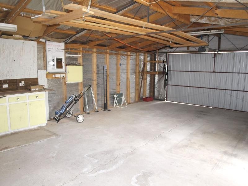 8 Redleaf Close, Heathcote VIC 3523