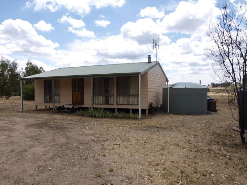 133 Hylands Lane, Heathcote VIC 3523