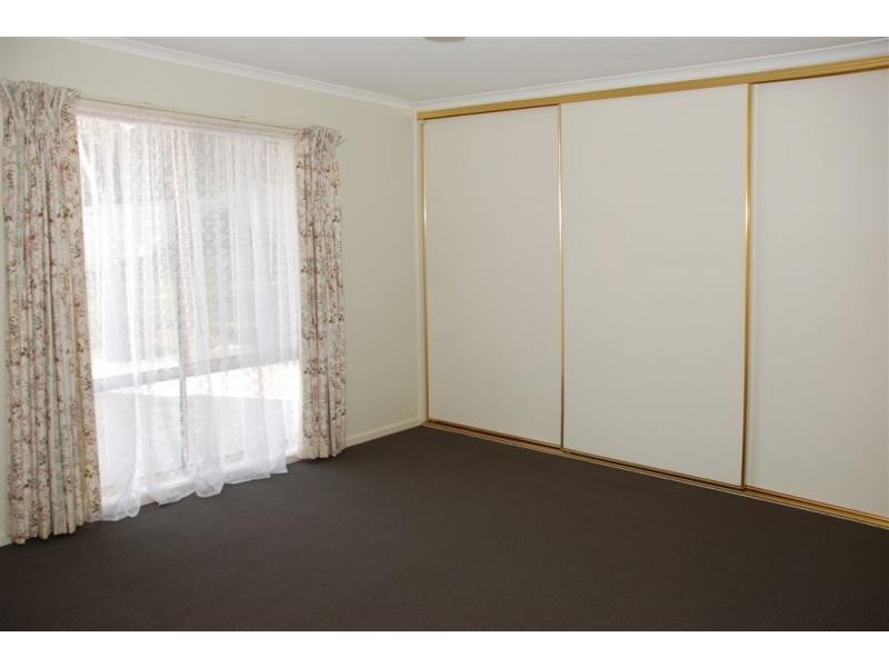 21 Lukin Crescent, Kangaroo Flat VIC 3555