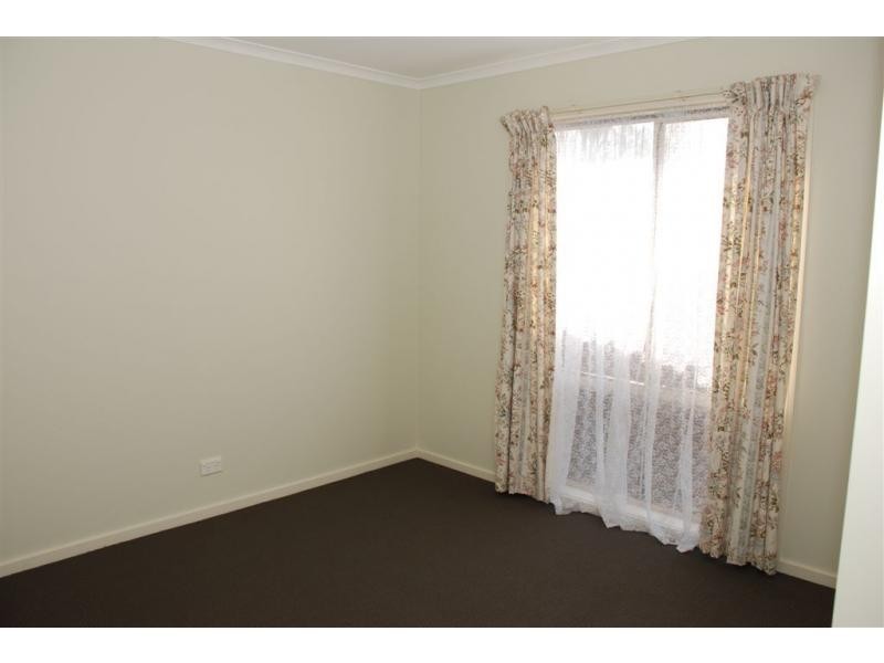 21 Lukin Crescent, Kangaroo Flat VIC 3555