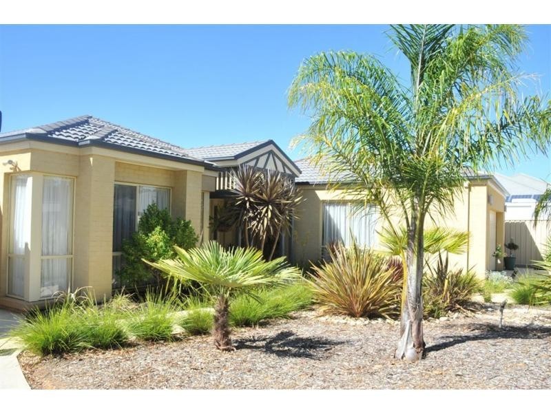 5 Young Court, Strathfieldsaye VIC 3551