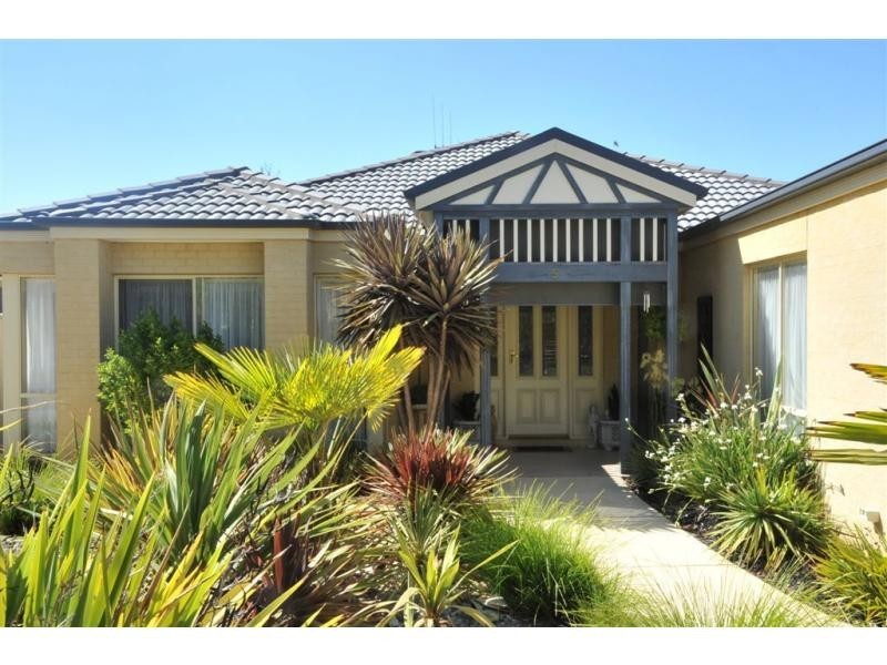 5 Young Court, Strathfieldsaye VIC 3551