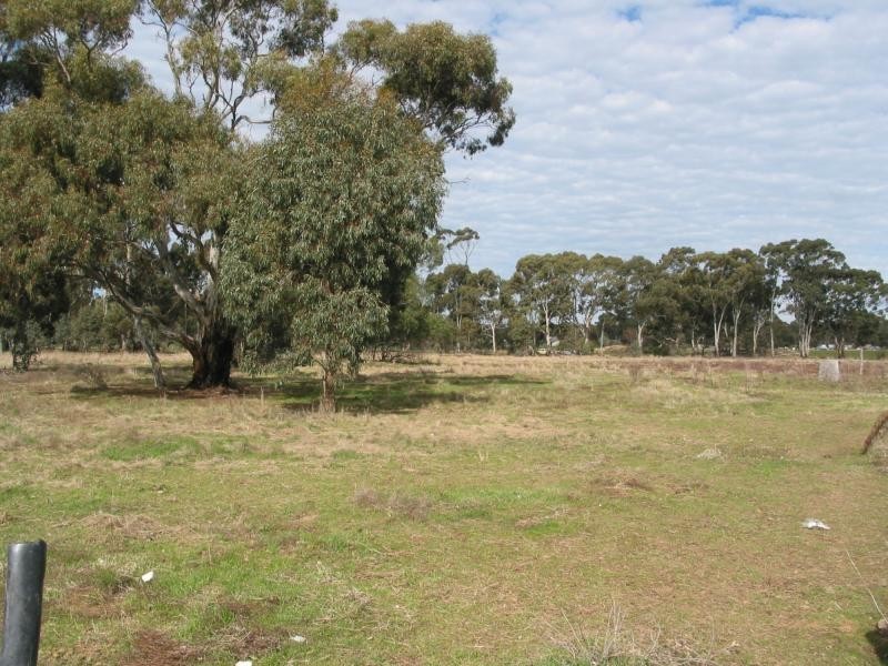 CA23 Jennings Street, Inglewood VIC 3517