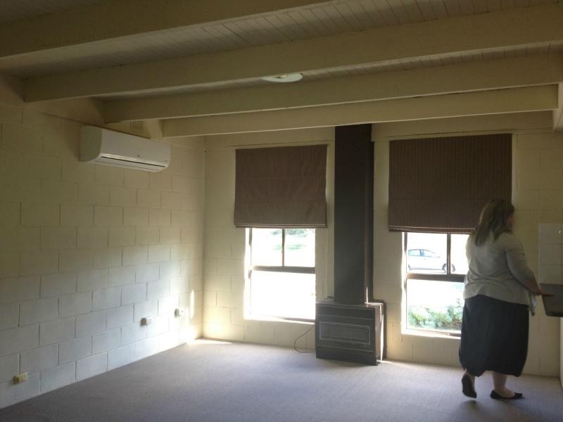 1/64 Specimen Hill Road, Golden Square VIC 3555